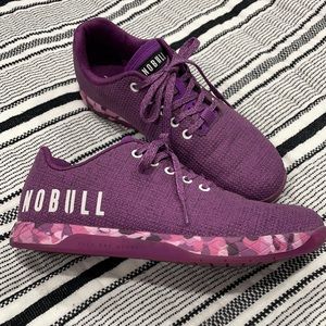 NOBULL -Women's size 10 1/2 or Men size 9, Slightly used-great condition-no box